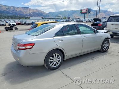 Trzecie zdjęcie samochodu z tyłu: 2011 TOYOTA CAMRY LE VIN:4T1BF3EK7BU164551 - miniatura