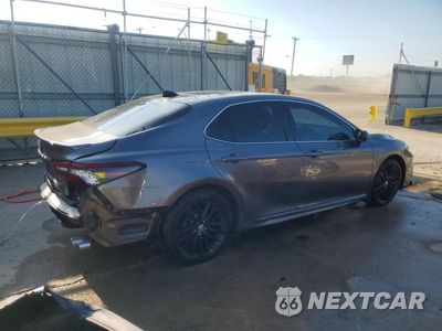 Trzecie zdjęcie samochodu z tyłu: 2021 TOYOTA CAMRY XSE VIN:4T1K61BK2MU041509 - miniatura