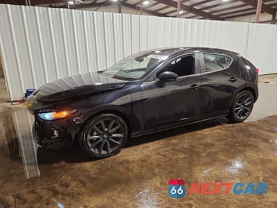 2025 MAZDA 3 SELECT SPORT JM1BPAKM3S1784200 - główne zdjęcie licytacji z USA - miniatura