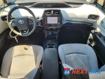 Zdjęcie 8 z 13 samochodu: 2020 TOYOTA PRIUS LE AWD-E VIN:JTDL9RFU9L3021255 - miniatura