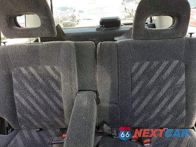 Zdjęcie 10 z 14 samochodu: 2001 HONDA CR-V LX VIN:JHLRD18471S018688 - miniatura