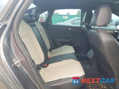Zdjęcie 10 z 12 samochodu: 2019 VOLKSWAGEN JETTA S VIN:3VWC57BUXKM081531 - miniatura