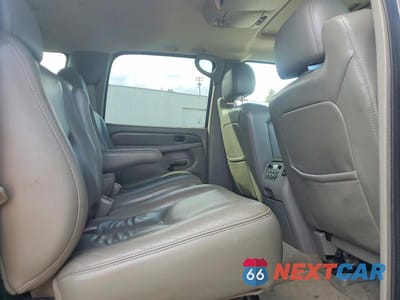 Zdjęcie 11 z 13 samochodu: 2005 GMC YUKON XL DENALI VIN:1GKFK66U75J116304 - miniatura