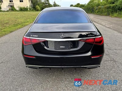 Piąte zdjęcie samochodu w środku: 2024 MERCEDES-BENZ S 580 4MATIC VIN:W1K6G7GB4RA288415 - miniatura