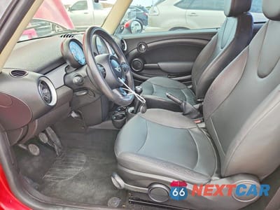 Zdjęcie 7 z 12 samochodu: 2013 MINI COOPER VIN:WMWSU3C5XDT370606 - miniatura