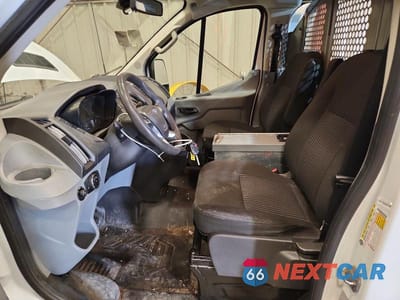 Zdjęcie 7 z 12 samochodu: 2019 FORD TRANSIT T-150 VIN:1FTYE1ZM4KKA83567 - miniatura