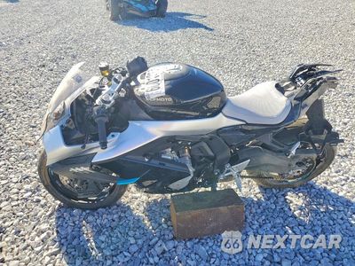 Trzecie zdjęcie samochodu z tyłu: 2026 CF MOTO 675SS VIN:LCEPEVLP4T6000770 - miniatura