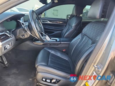 Zdjęcie 7 z 13 samochodu: 2020 BMW 750 XI VIN:WBA7U2C08LGJ59870 - miniatura