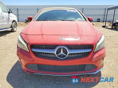 Piąte zdjęcie samochodu w środku: 2019 MERCEDES-BENZ CLA 250 VIN:WDDSJ4EB8KN775293 - miniatura