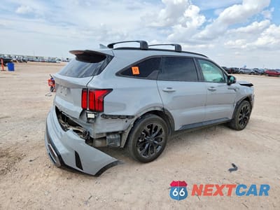 Trzecie zdjęcie samochodu z tyłu: 2022 KIA SORENTO SX VIN:5XYRK4LF0NG152323 - miniatura