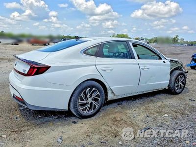 Trzecie zdjęcie samochodu z tyłu: 2021 HYUNDAI SONATA HYBRID BLUE VIN:KMHL24JJ7MA018156 - miniatura