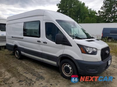 Czwarte zdjęcie samochodu z boku: 2021 FORD TRANSIT 350 DELIVERY VAN VIN:1FTBW3X8XMKA74055 - miniatura
