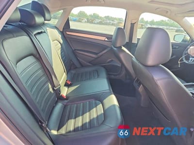 Zdjęcie 10 z 12 samochodu: 2015 VOLKSWAGEN PASSAT SE VIN:1VWBT7A3XFC039619 - miniatura