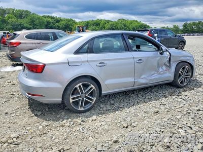 Trzecie zdjęcie samochodu z tyłu: 2018 AUDI A3 PREMIUM VIN:WAUB8GFF4J1077677 - miniatura