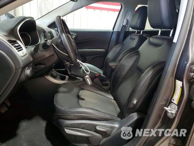 Zdjęcie 7 z 13 samochodu: 2019 JEEP COMPASS LATITUDE VIN:3C4NJDBBXKT672999 - miniatura