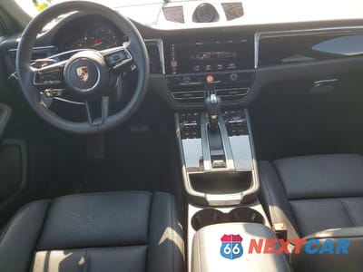 Zdjęcie 8 z 14 samochodu: 2026 PORSCHE MACAN BASE VIN:WP1AA2A5XTLB02088 - miniatura