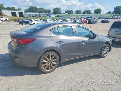 Trzecie zdjęcie samochodu z tyłu: 2018 MAZDA 3 TOURING VIN:3MZBN1V35JM177013 - miniatura