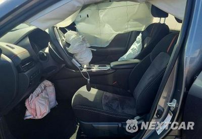 Zdjęcie 7 z 12 samochodu: 2021 NISSAN SENTRA SR VIN:3N1AB8DV1MY314435 - miniatura