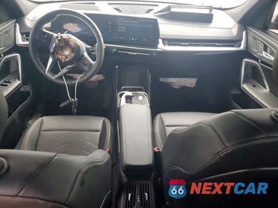 Zdjęcie 9 z 13 samochodu: 2025 BMW X2 XDRIVE28I VIN:WBX63GM09S5153179 - miniatura