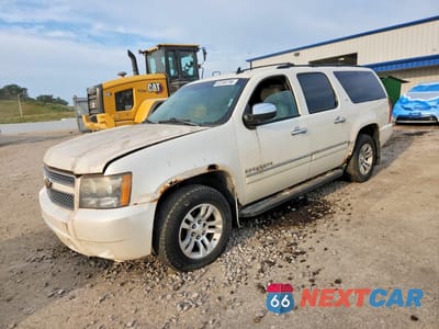 2011 CHEVROLET SUBURBAN K1500 LTZ 1GNSKKE31BR333346 - główne zdjęcie licytacji z USA - miniatura
