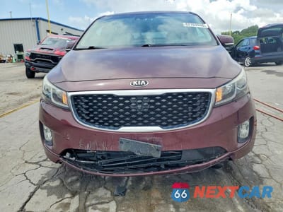 Piąte zdjęcie samochodu w środku: 2016 KIA SEDONA SX VIN:KNDMC5C14G6180939 - miniatura
