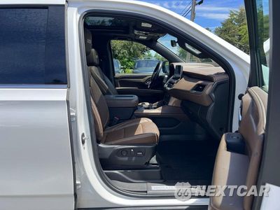 Piąte zdjęcie samochodu w środku: 2021 CHEVROLET TAHOE K1500 HIGH COUNTRY VIN:1GNSKTKL6MR179746 - miniatura