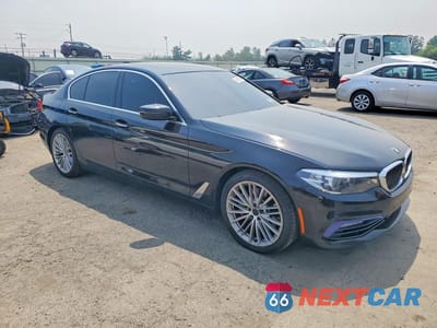 Czwarte zdjęcie samochodu z boku: 2017 BMW 530 XI VIN:WBAJA7C35HG458598 - miniatura