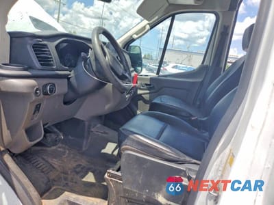 Zdjęcie 7 z 13 samochodu: 2021 FORD TRANSIT 250 DELIVERY VAN VIN:1FTBR1C86MKA11049 - miniatura