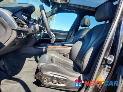 Zdjęcie 7 z 13 samochodu: 2015 BMW X5 XDRIVE35I VIN:5UXKR0C50F0P06365 - miniatura