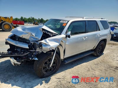 2016 TOYOTA 4RUNNER SR5 JTEZU5JR1G5137916 - główne zdjęcie licytacji z USA - miniatura