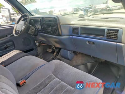 Zdjęcie 8 z 12 samochodu: 1995 DODGE RAM 3500 VIN:3B7MF33C8SM159162 - miniatura
