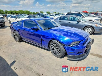 Czwarte zdjęcie samochodu z boku: 2013 FORD MUSTANG VIN:1ZVBP8AM0D5251191 - miniatura