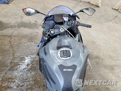 Zdjęcie 6 z 9 samochodu: 2025 KAWASAKI ZX636 K VIN:JKBZXJJ19SA027216 - miniatura