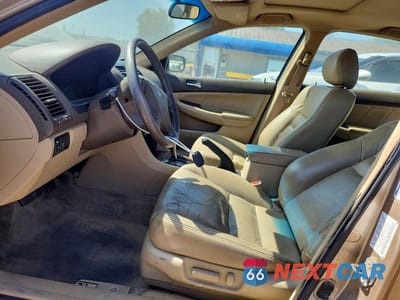 Zdjęcie 7 z 13 samochodu: 2007 HONDA ACCORD EX VIN:1HGCM66507A031648 - miniatura
