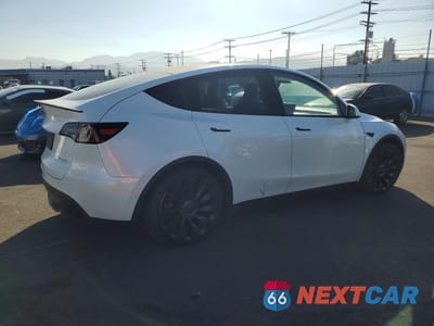 Trzecie zdjęcie samochodu z tyłu: 2022 TESLA MODEL Y VIN:7SAYGDEF9NF492722 - miniatura