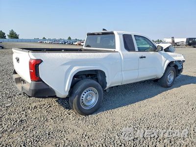 Trzecie zdjęcie samochodu z tyłu: 2025 TOYOTA TACOMA SR VIN:3TYJDAHNXST027435 - miniatura