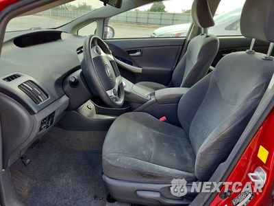 Zdjęcie 7 z 12 samochodu: 2010 TOYOTA PRIUS III VIN:JTDKN3DU7A1280973 - miniatura