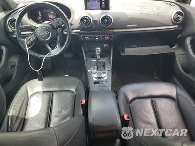 Zdjęcie 8 z 12 samochodu: 2018 AUDI A3 PREMIUM VIN:WAUB8GFF4J1077677 - miniatura