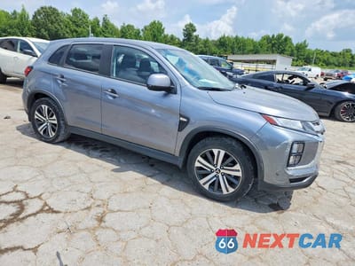 Czwarte zdjęcie samochodu z boku: 2024 MITSUBISHI OUTLANDER SPORT S/SE VIN:JA4ARUAU8RU014120 - miniatura