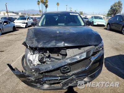 Piąte zdjęcie samochodu w środku: 2020 MAZDA CX-5 SPORT VIN:JM3KFABM0L0799433 - miniatura