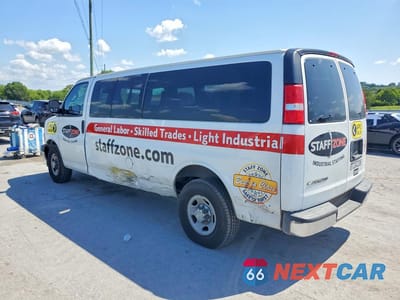 Drugie zdjęcie samochodu z przodu: 2019 CHEVROLET EXPRESS G3500 LT VIN:1GAZGPFG2K1196612 - miniatura