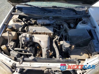 Zdjęcie 11 z 12 samochodu: 1998 TOYOTA CAMRY LE VIN:JT2BG22K4W0116477 - miniatura