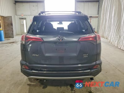 Zdjęcie 6 z 12 samochodu: 2017 TOYOTA RAV4 XLE VIN:JTMRFREV5HJ170858 - miniatura