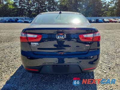 Zdjęcie 6 z 12 samochodu: 2015 KIA RIO LX VIN:KNADM4A30F6443158 - miniatura