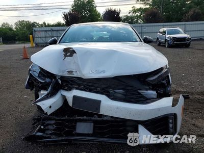Piąte zdjęcie samochodu w środku: 2025 KIA K5 GT LINE VIN:KNAG64J74S5374856 - miniatura
