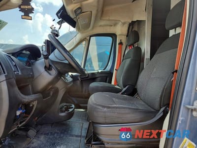 Zdjęcie 7 z 13 samochodu: 2021 RAM PROMASTER 3500 DELIVERY VAN VIN:3C6FRVJG0ME503668 - miniatura