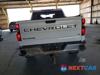 Zdjęcie 6 z 12 samochodu: 2019 CHEVROLET SILVERADO K1500 LT VIN:1GCPYDEK0KZ369657 - miniatura