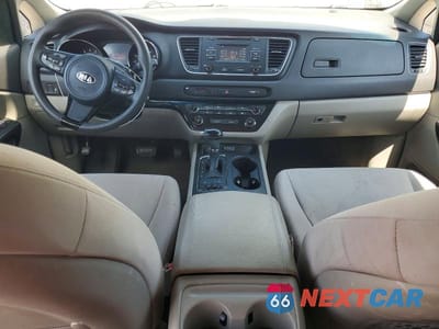Zdjęcie 8 z 13 samochodu: 2016 KIA SEDONA LX VIN:KNDMB5C16G6192366 - miniatura