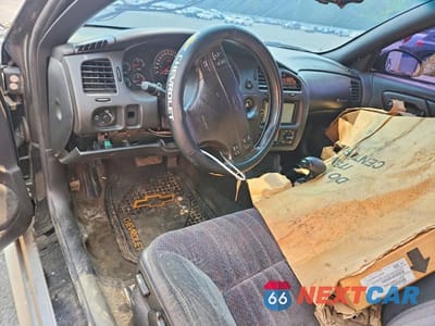 Zdjęcie 8 z 12 samochodu: 2001 CHEVROLET MONTE CARLO SS VIN:2G1WX15K219301259 - miniatura
