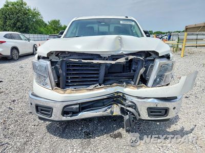 Piąte zdjęcie samochodu w środku: 2019 NISSAN TITAN SV VIN:1N6AA1E58KN509803 - miniatura